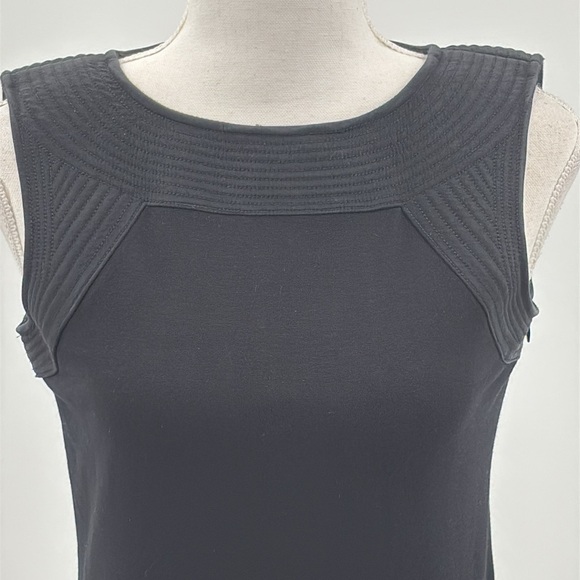 Ralph Lauren Black Label Sleeveless Knit Top in Black - Size Small - Picture 4 of 9